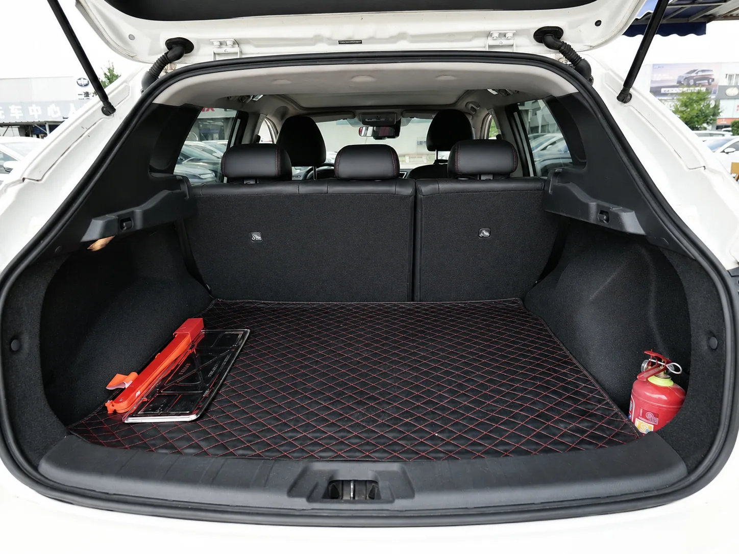 Nissan Qashqai 2022 2.0L CVT Premium Luxury Edition 2