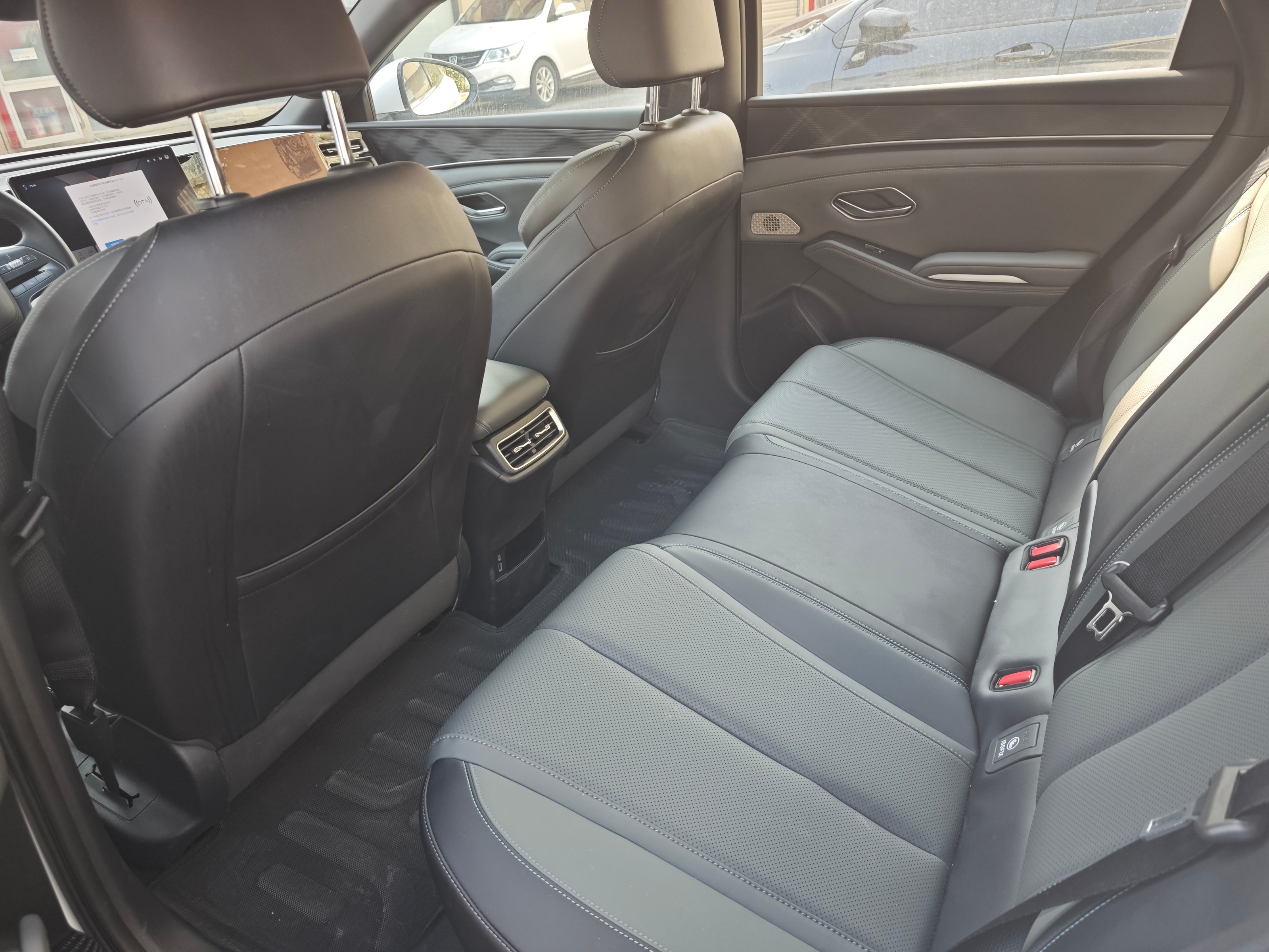Qin L DM-i 120KM Beyond Edition 5