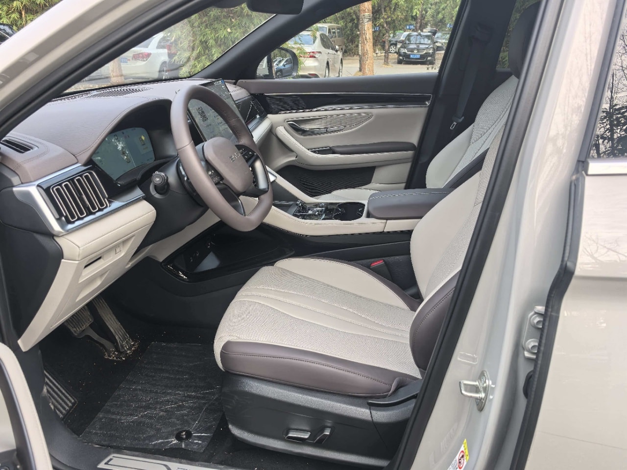Song PLUS DMI 160 Intelligent Driving Flagship Edition 4