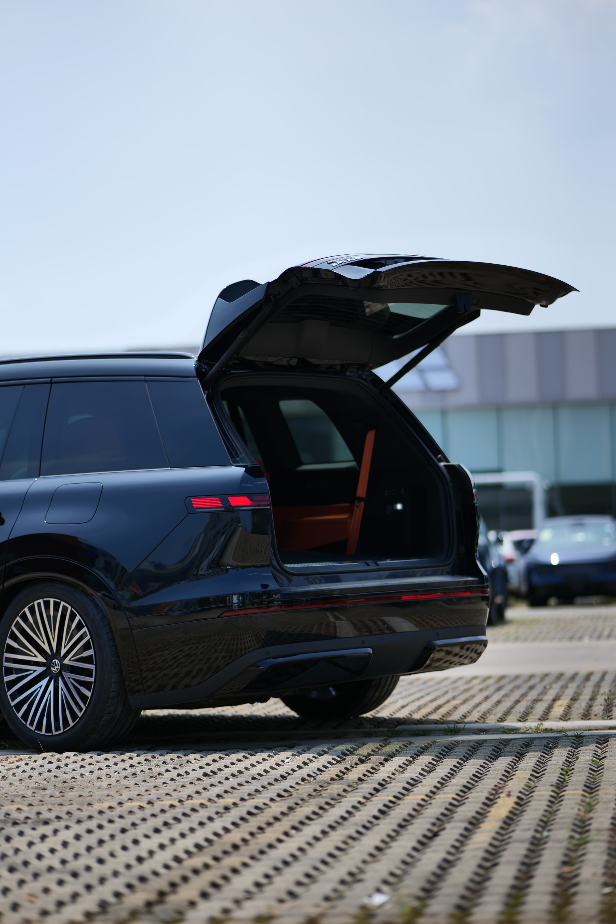 Volkswagen ID.ERA 9X (2025 Model) 5