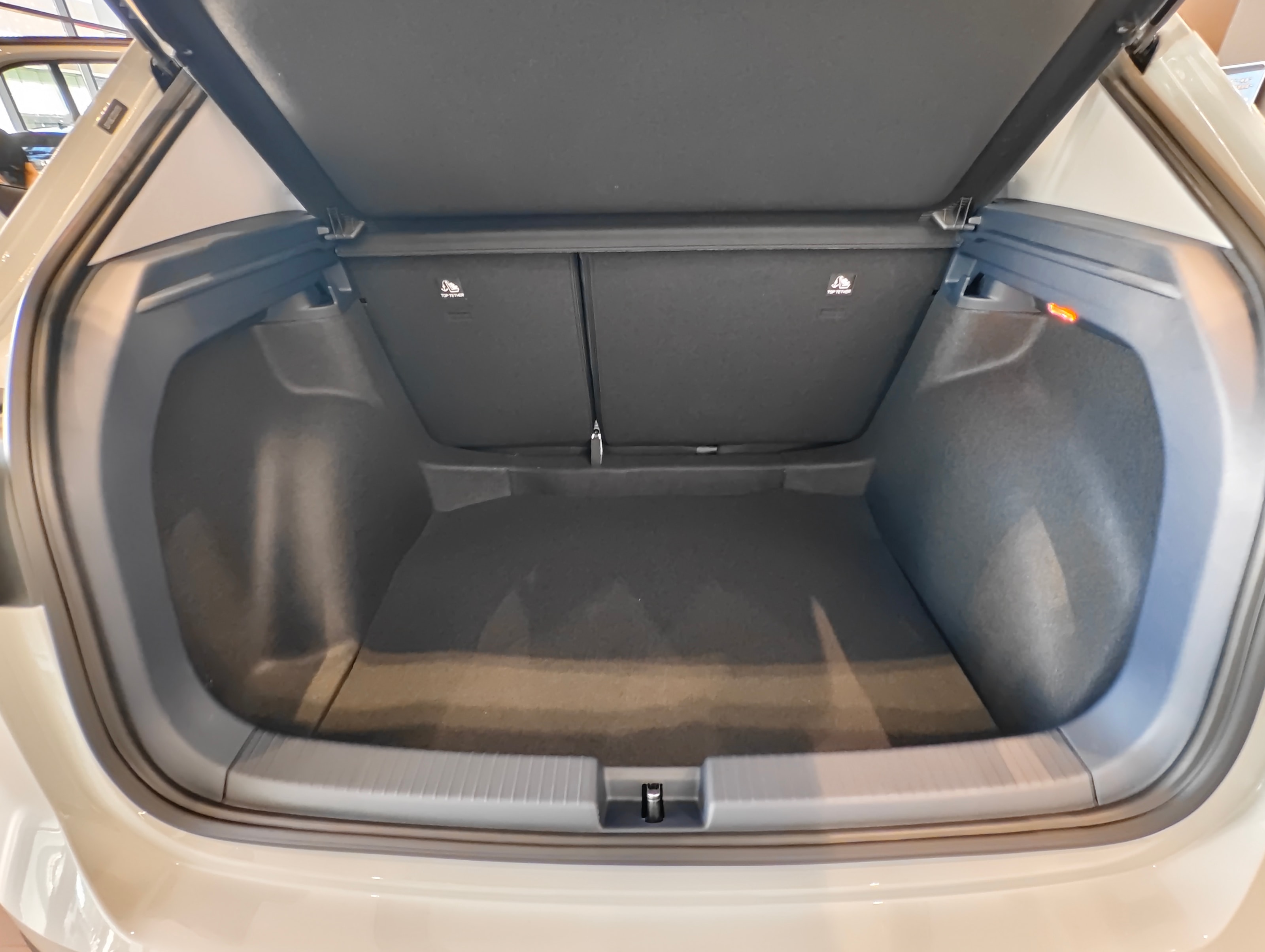 Volkswagen Tayron XR 7