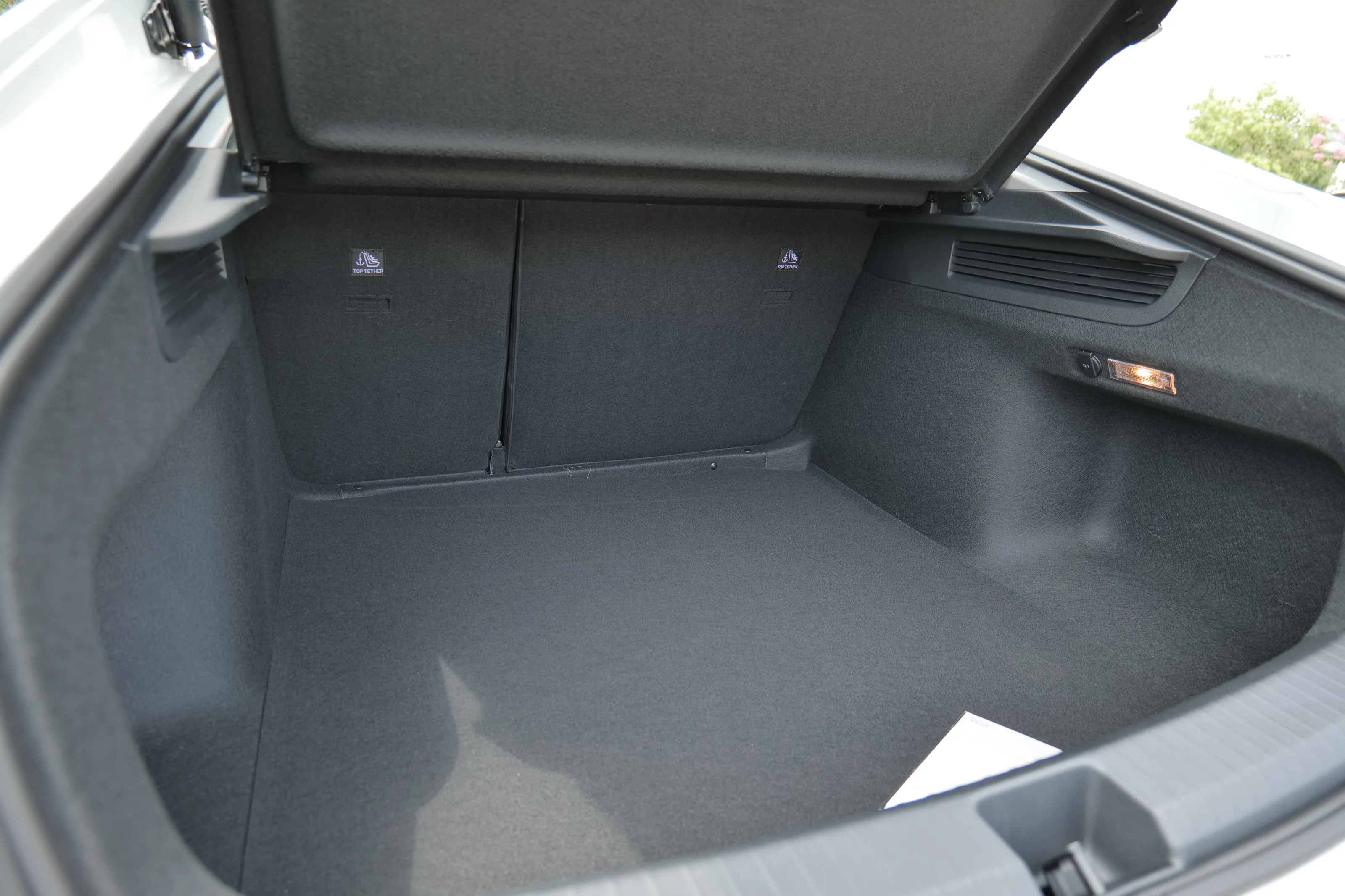 Volkswagen Lamando L 9